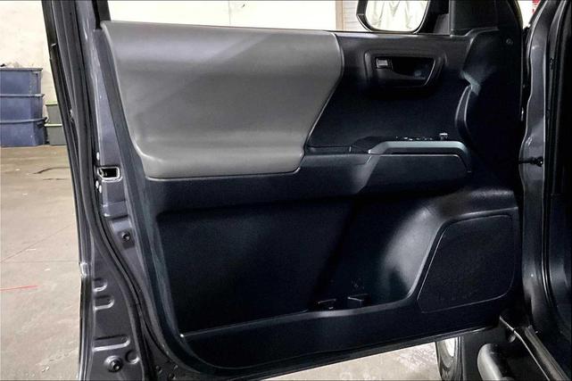Photo of 2018 Magnetic Gray Metallic Toyota Tacoma