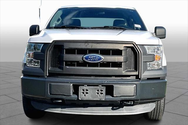 Photo of 2015 Oxford White Ford F-150