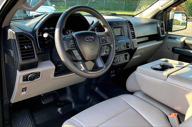 Photo of 2015 Oxford White Ford F-150