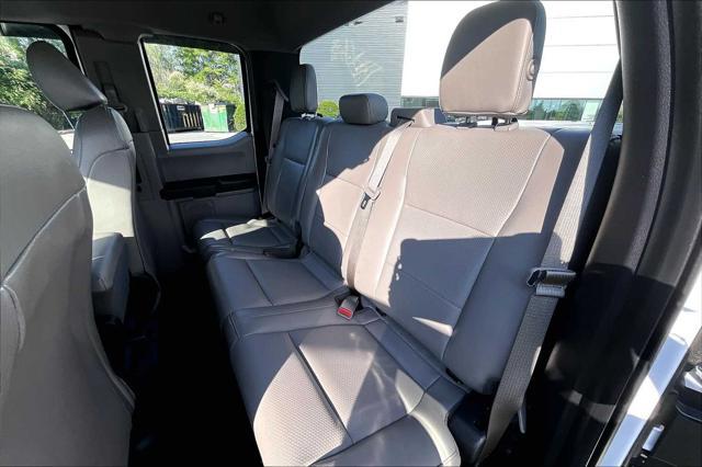 Photo of 2015 Oxford White Ford F-150