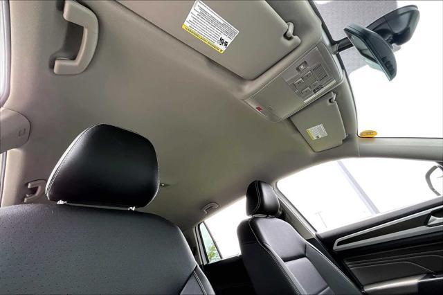 Photo of 2023 Pure White Volkswagen Atlas