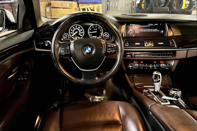 Photo of 2015 Mineral White Metallic BMW 528