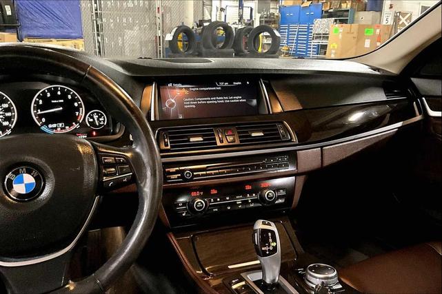 Photo of 2015 Mineral White Metallic BMW 528