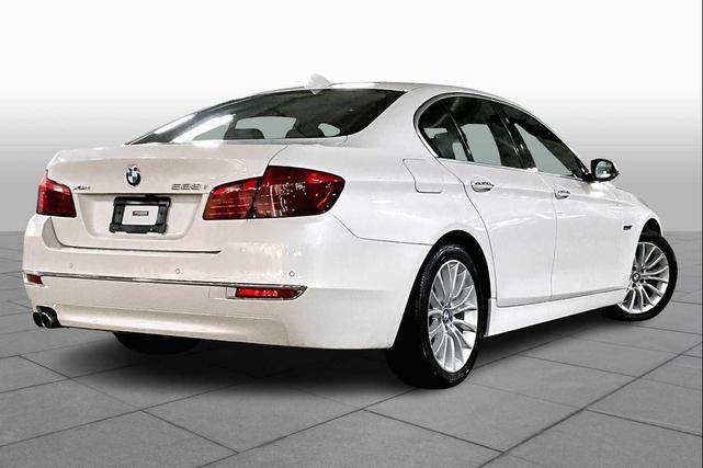 Photo of 2015 Mineral White Metallic BMW 528