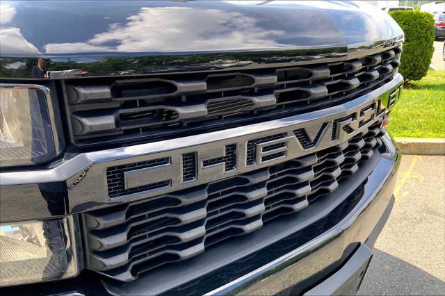 Photo of 2021 Black Chevrolet Silverado 1500