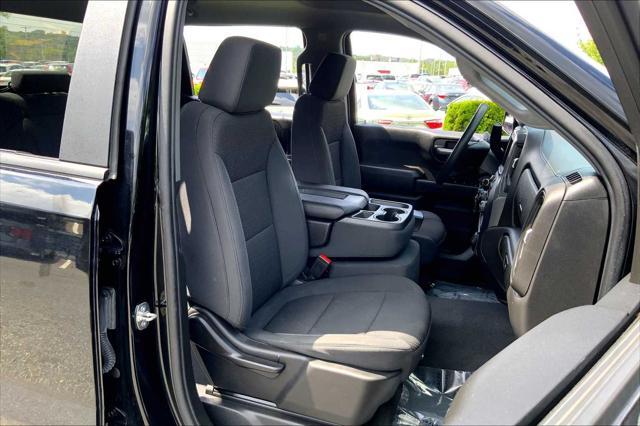Photo of 2021 Black Chevrolet Silverado 1500