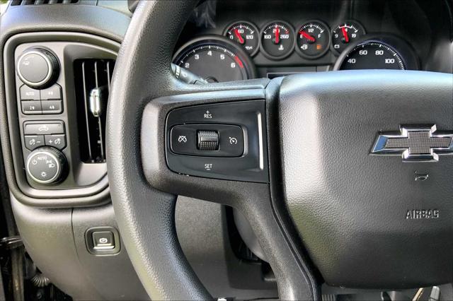 Photo of 2021 Black Chevrolet Silverado 1500