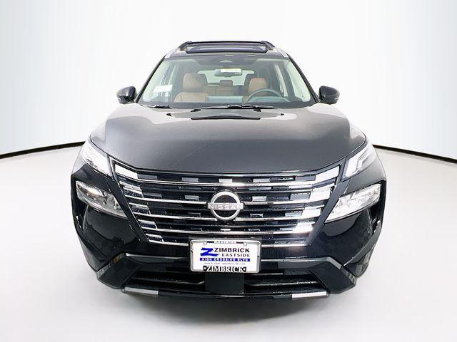 Photo of 2026 Super Black Nissan Rogue