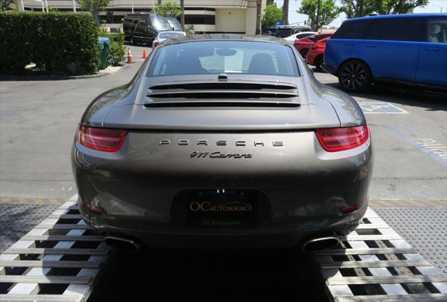 Photo of 2013 Agate Gray Metallic Porsche 911