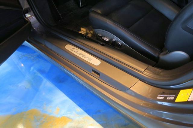 Photo of 2013 Agate Gray Metallic Porsche 911