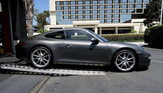 Photo of 2013 Agate Gray Metallic Porsche 911