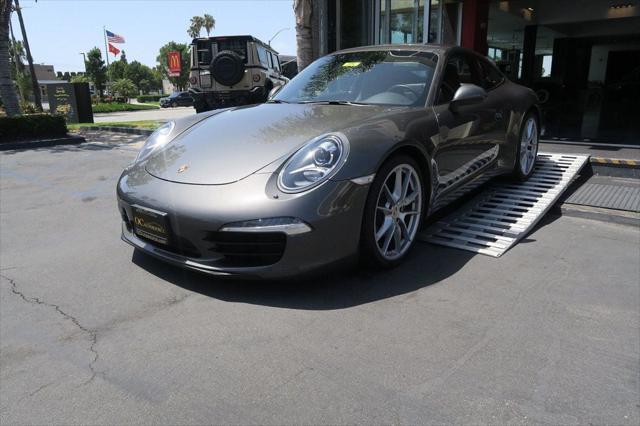 Photo of 2013 Agate Gray Metallic Porsche 911