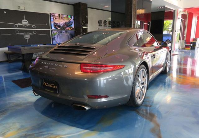 Photo of 2013 Agate Gray Metallic Porsche 911