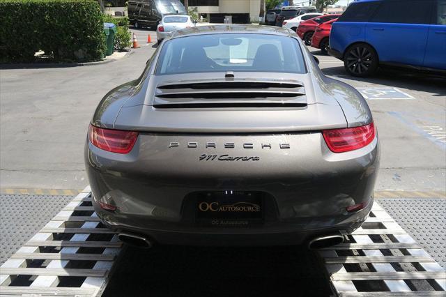 Photo of 2013 Agate Gray Metallic Porsche 911