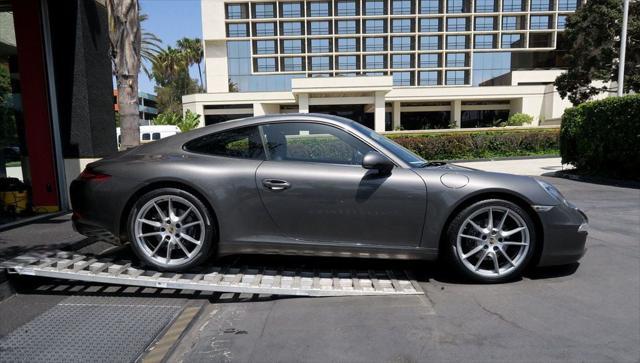 Photo of 2013 Agate Gray Metallic Porsche 911