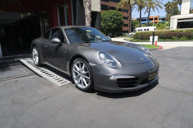 Photo of 2013 Agate Gray Metallic Porsche 911