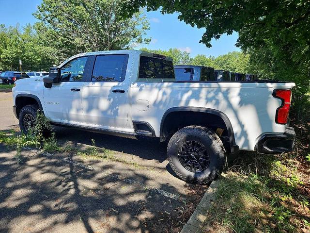 Photo of 2025 Summit White Chevrolet Silverado 2500