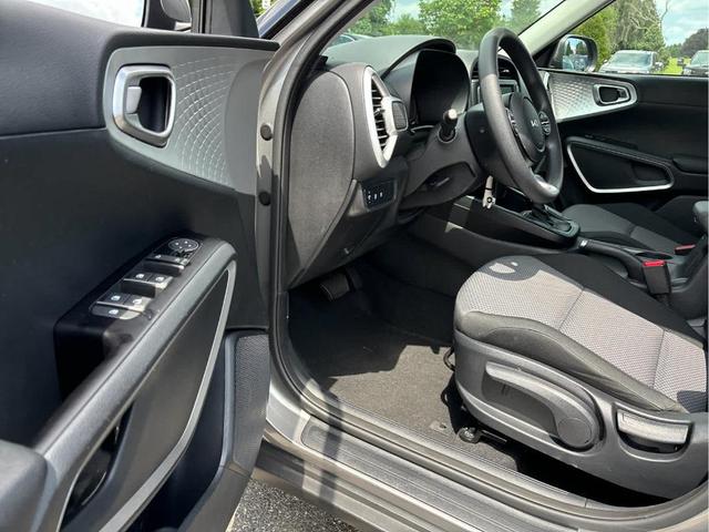 Photo of 2023 Steel Gray Kia Soul