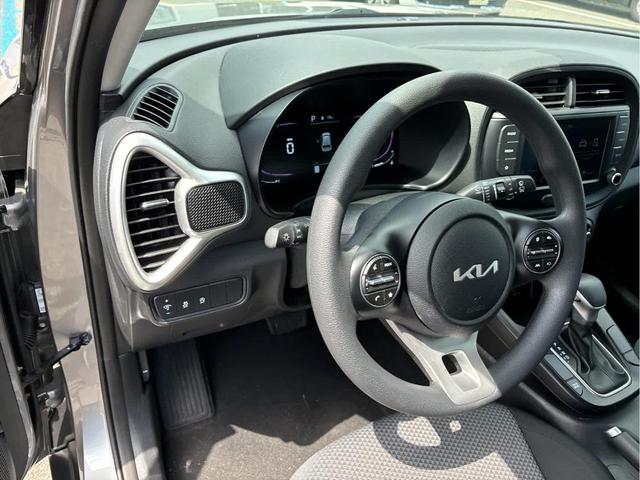 Photo of 2023 Steel Gray Kia Soul