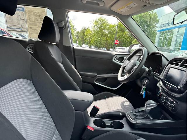 Photo of 2023 Steel Gray Kia Soul