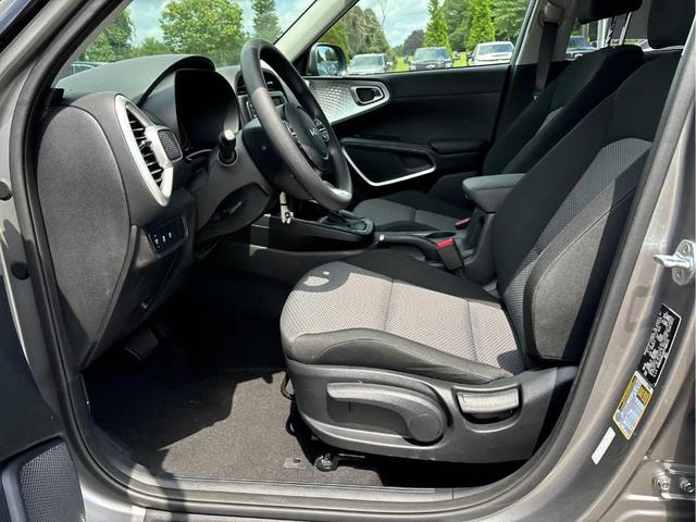 Photo of 2023 Steel Gray Kia Soul