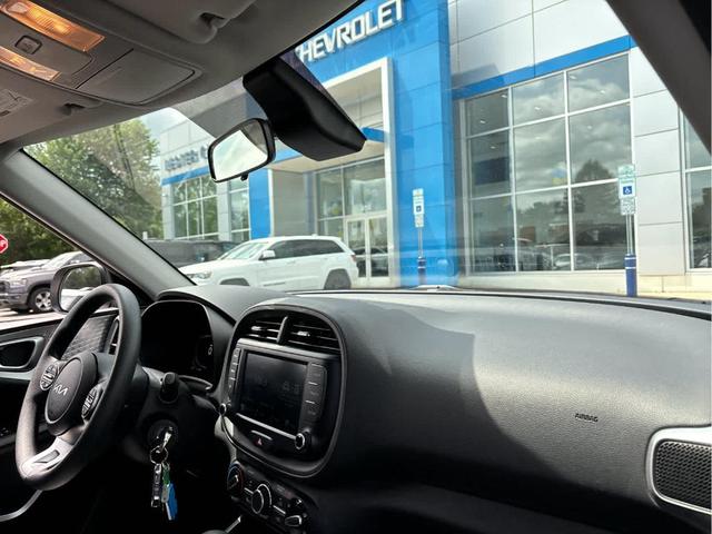 Photo of 2023 Steel Gray Kia Soul