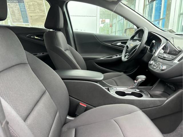 Photo of 2022 Dark Ash Metallic Chevrolet Malibu