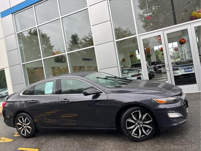 Photo of 2022 Dark Ash Metallic Chevrolet Malibu