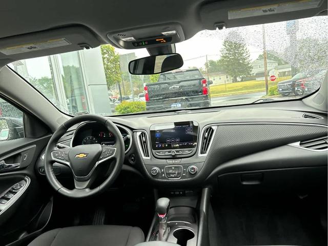 Photo of 2022 Dark Ash Metallic Chevrolet Malibu