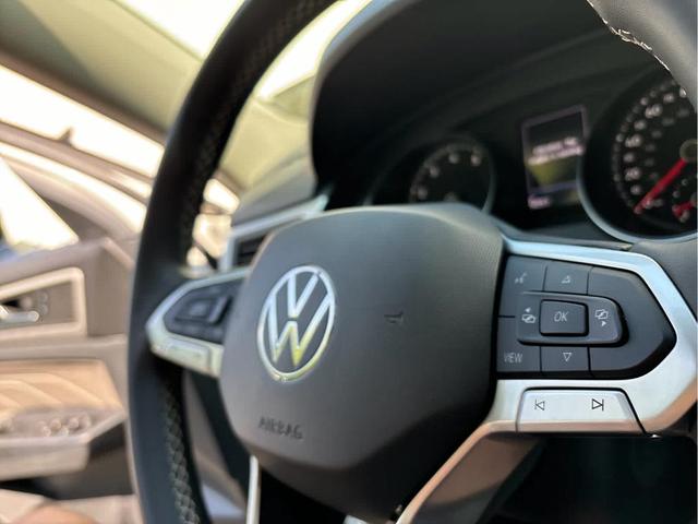 Photo of 2021 Pure White Volkswagen Atlas