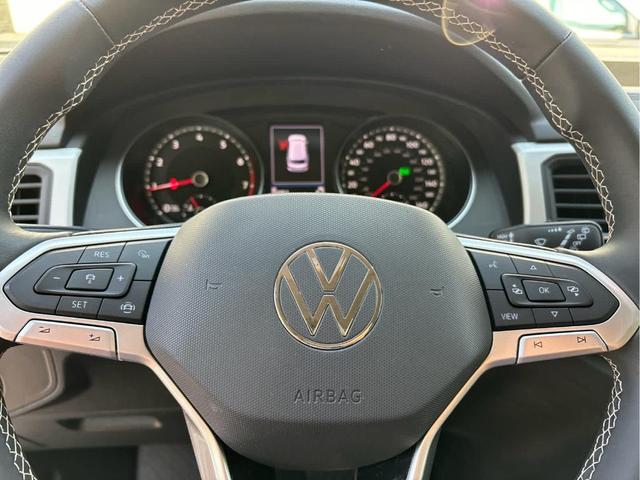 Photo of 2021 Pure White Volkswagen Atlas