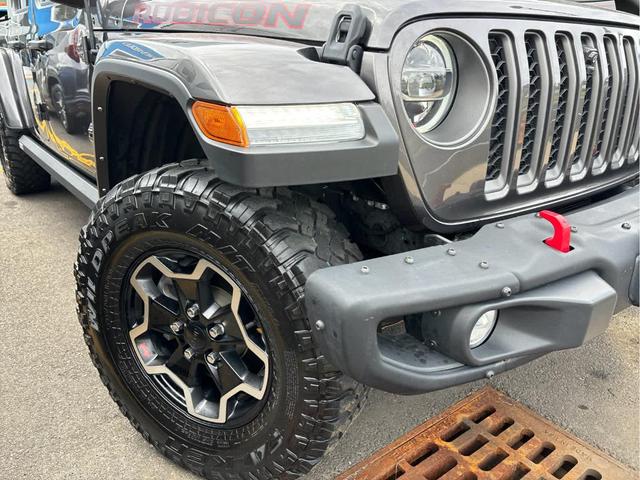 Photo of 2022 Granite Crystal Clearcoat Metallic Jeep Gladiator