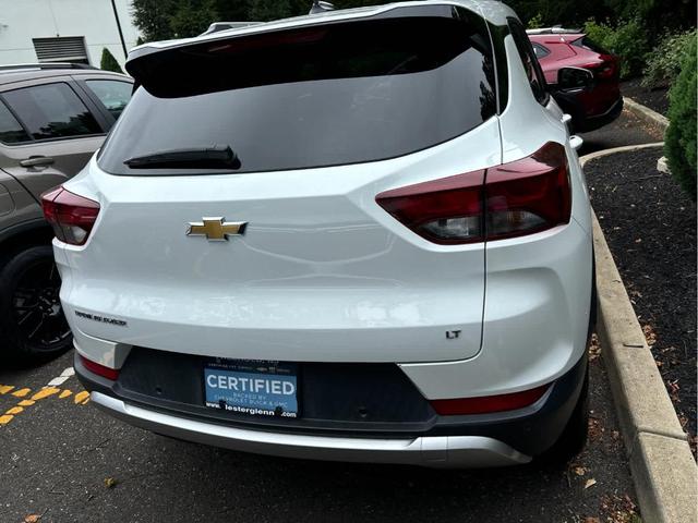 Photo of 2022 Summit White Chevrolet Trailblazer