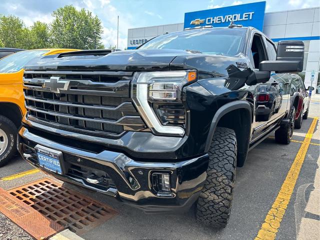 Photo of 2025 Black Chevrolet Silverado 2500