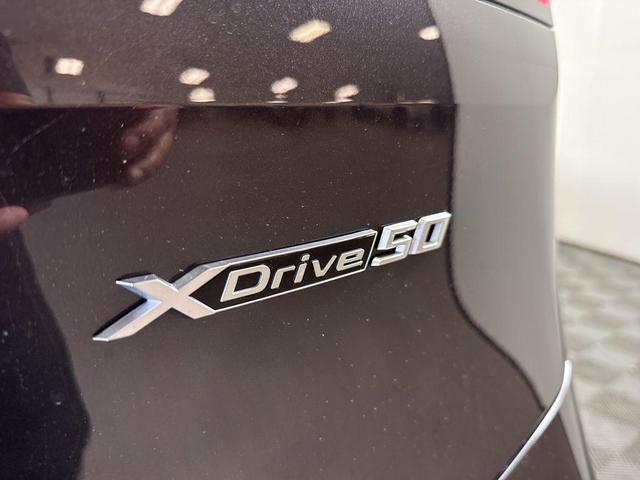 Photo of 2025 Dark Graphite Metallic BMW iX