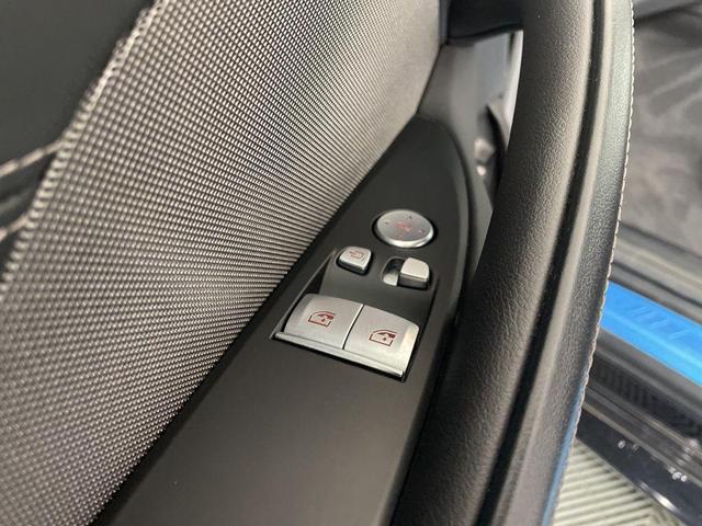 Photo of 2024 Black Sapphire Metallic BMW 840