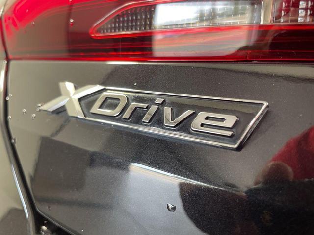 Photo of 2024 Black Sapphire Metallic BMW 840