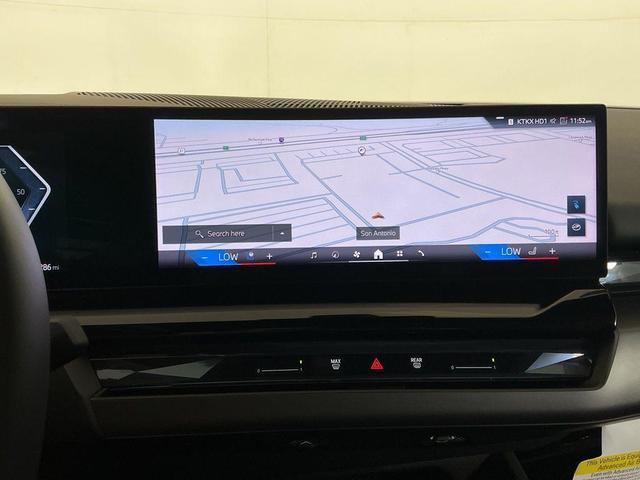 Photo of 2024 Alpine White BMW i5