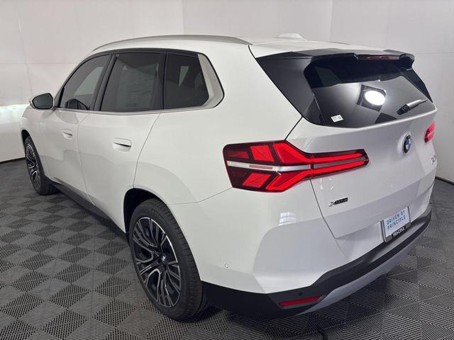 Photo of 2025 Alpine White BMW X3