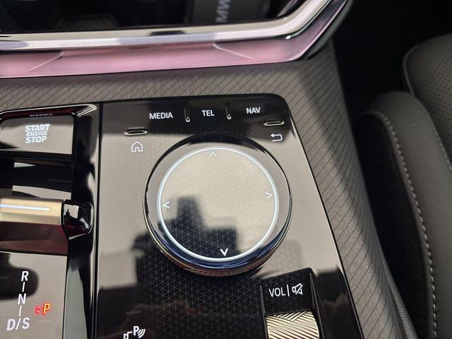 Photo of 2025 Alpine White BMW X3
