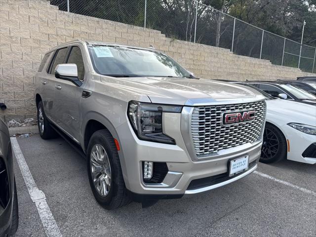 Photo of 2021 Pearl Beige Metallic GMC Yukon