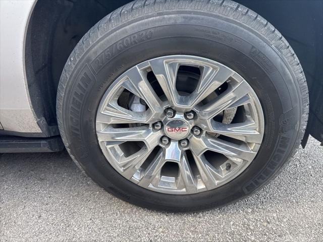 Photo of 2021 Pearl Beige Metallic GMC Yukon