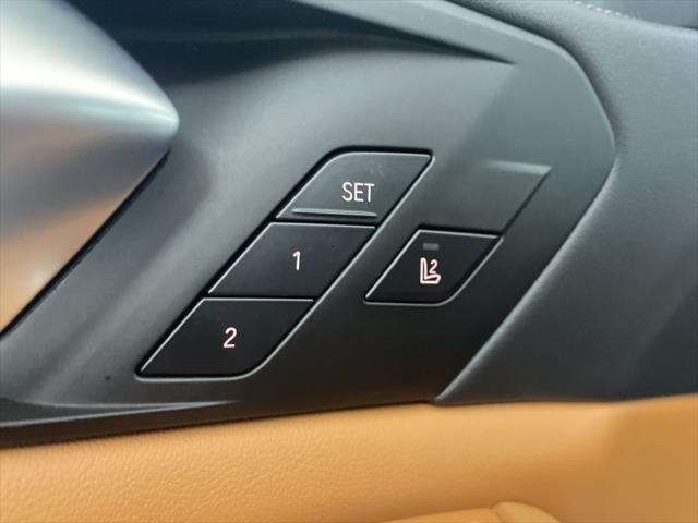 Photo of 2025 Alpine White BMW X5
