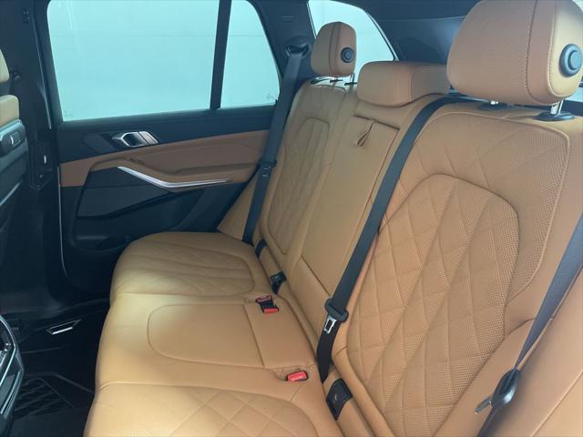 Photo of 2025 Alpine White BMW X5