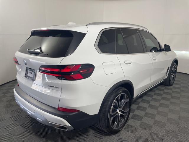 Photo of 2025 Alpine White BMW X5