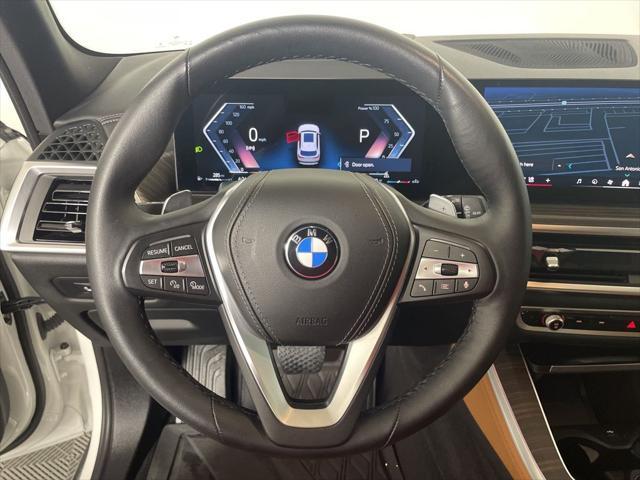 Photo of 2025 Alpine White BMW X5