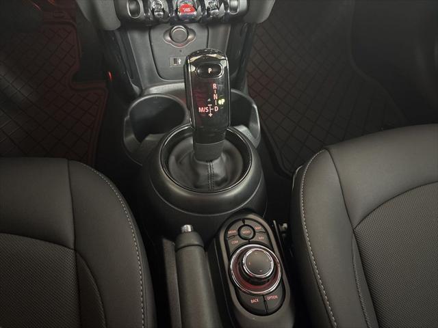Photo of 2024 Chili Red MINI Convertible