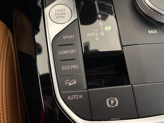 Photo of 2024 Jet Black BMW X3