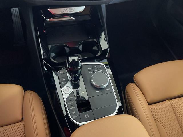 Photo of 2024 Jet Black BMW X3