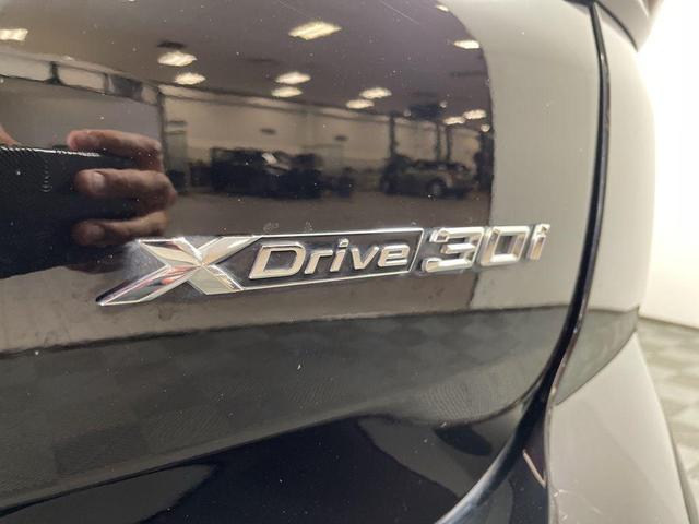 Photo of 2024 Jet Black BMW X3